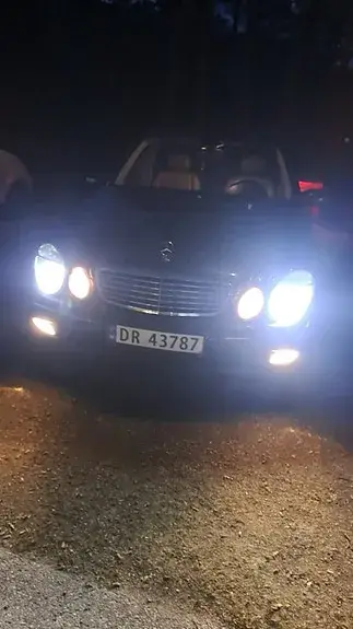Mercedes-Benz E200