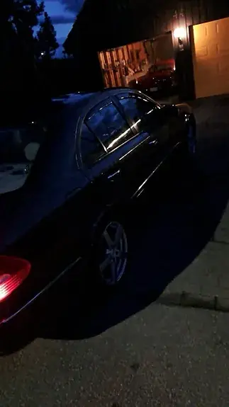 Mercedes-Benz E200 2004 photo 2