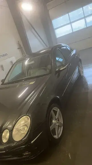 Mercedes-Benz E200 2004 photo 5