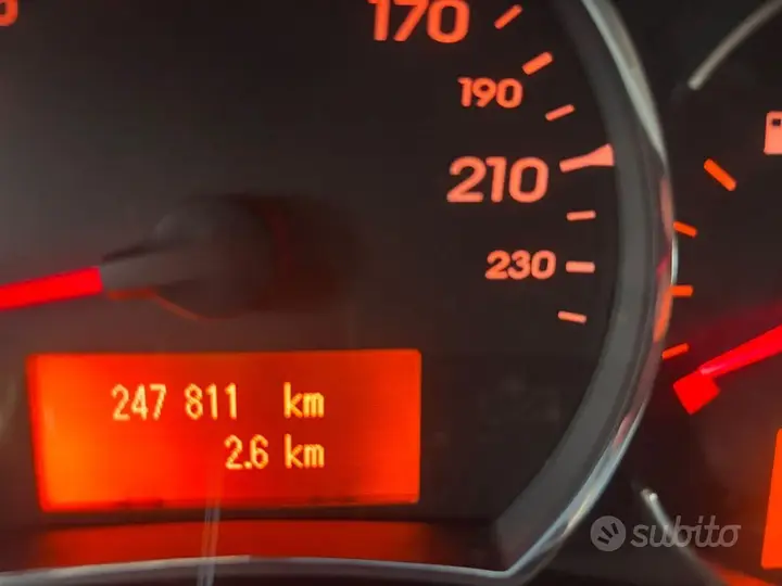 Renault Koleos 2010 photo 3