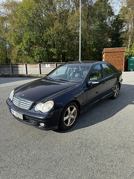 Mercedes-Benz C180