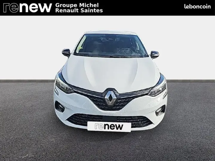 Renault Clio 2023 photo 2