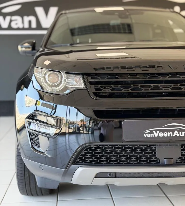 Land Rover Discovery Sport 2018 photo 3
