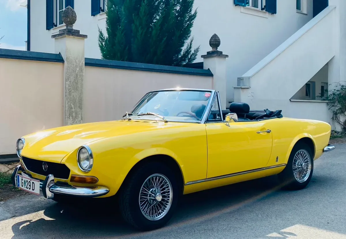 Fiat 124 Spider