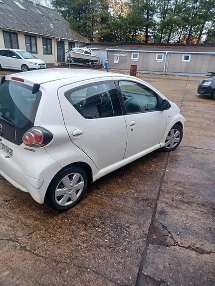 Toyota Aygo 2012 photo 3