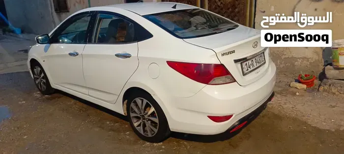 Hyundai Accent 2012 photo 3