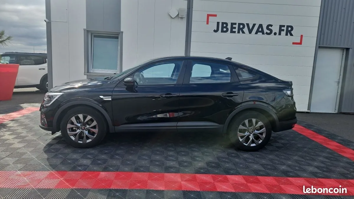 Renault Arkana 2024 photo 2
