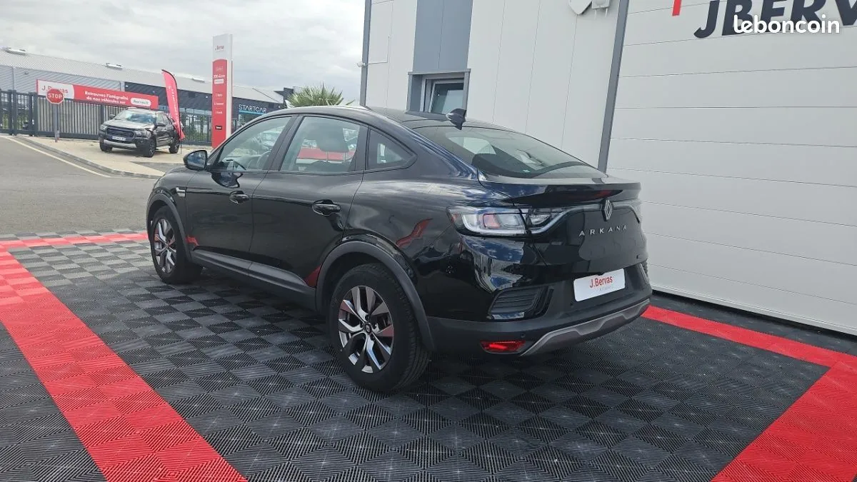 Renault Arkana 2024 photo 3