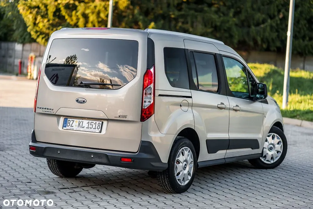 Ford Tourneo Connect 2015 photo 3