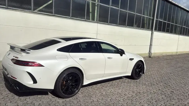 Mercedes-Benz Amg Gt 63 S E Performance