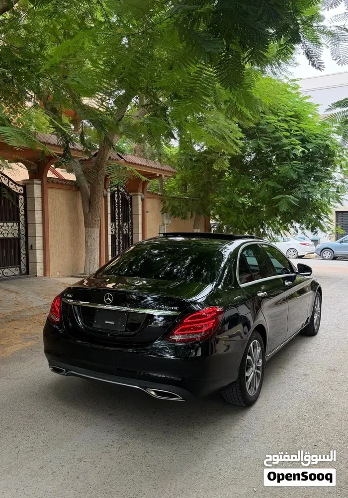 Mercedes-Benz C-Class 2016 photo 3
