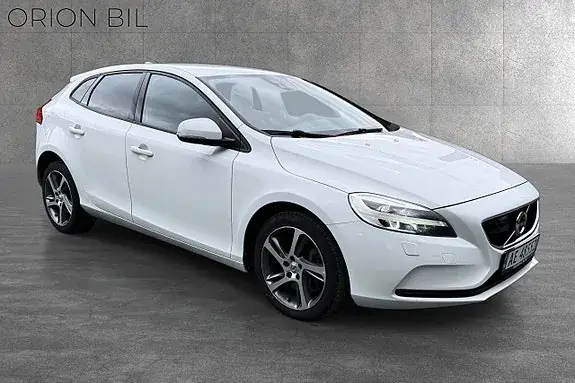 Volvo V40 2017 photo 2
