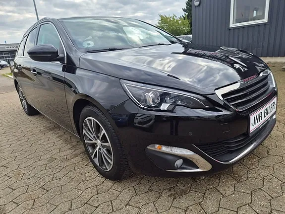 Peugeot 308 2017 photo 2