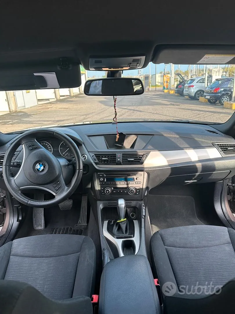 BMW X1 2012 photo 3