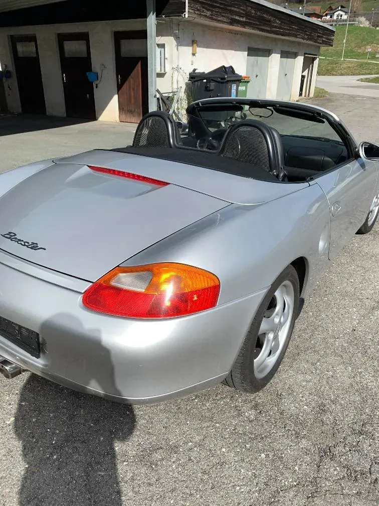 Porsche Boxster 1999 photo 2