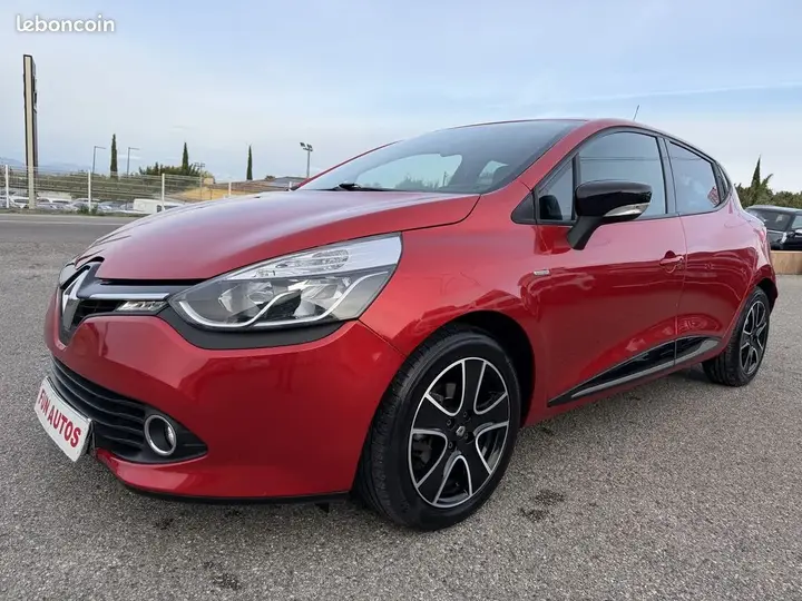 Renault Clio 2015 photo 5