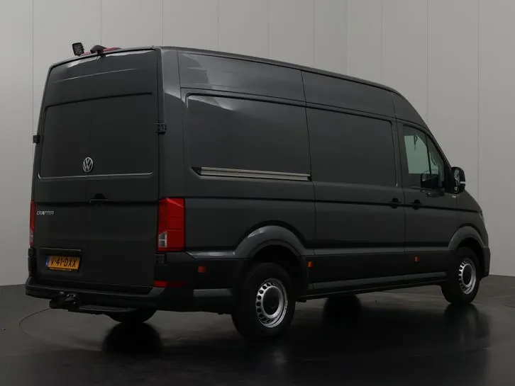 Volkswagen Crafter 2024 photo 2