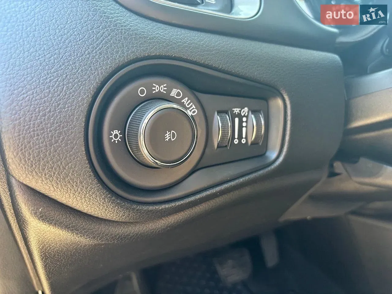 Jeep Renegade 2023 photo 4