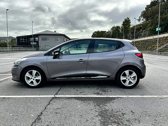 Renault Clio 2013 photo 3