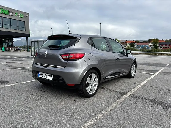 Renault Clio 2013 photo 5