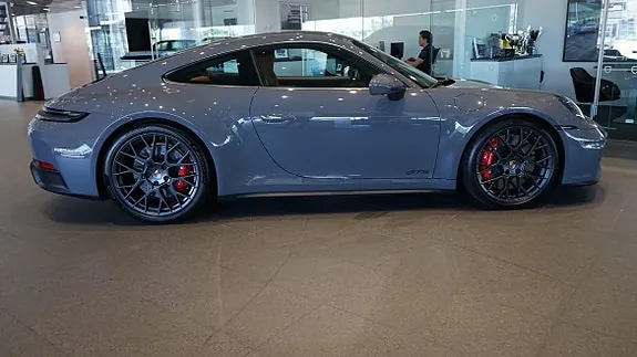 Porsche 911 Carrera Gts 2025 photo 4