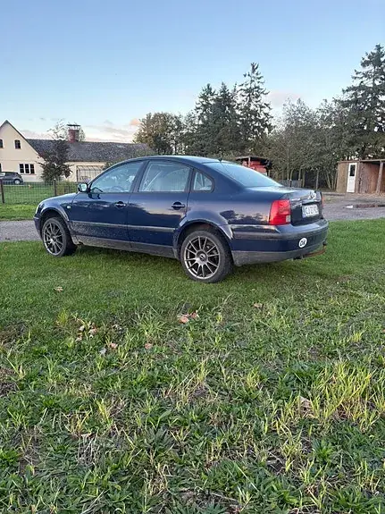 Volkswagen Passat 1998 photo 3