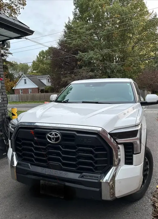 Toyota Tundra 2023 photo 2