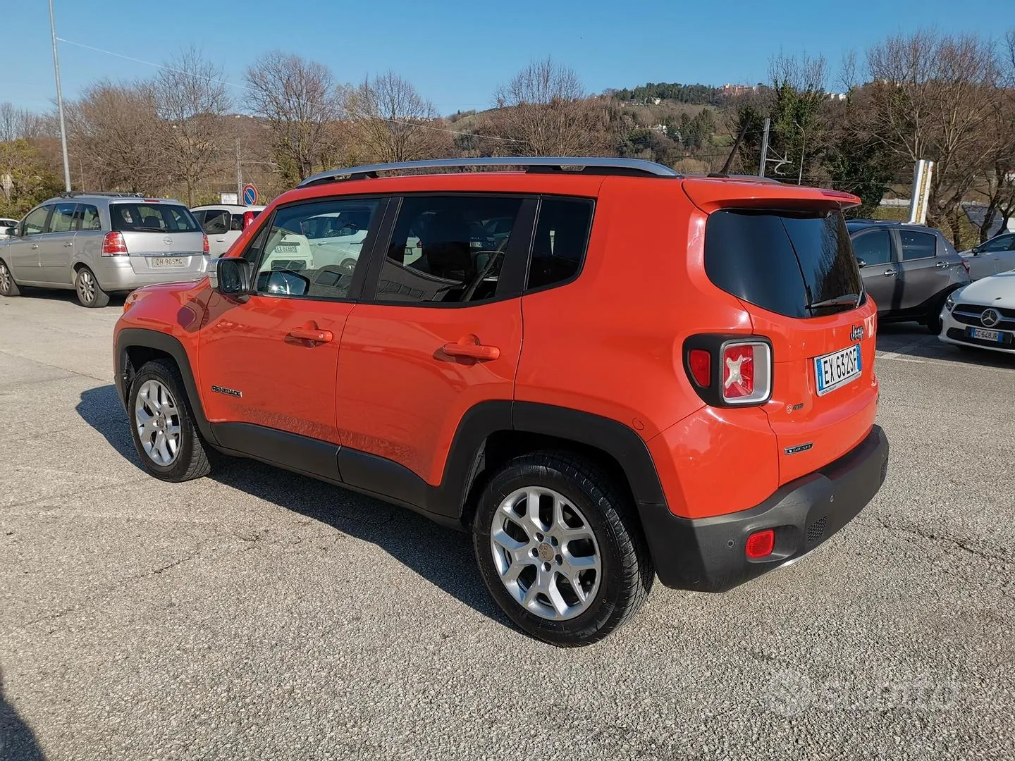 Jeep Renegade 2014 photo 4