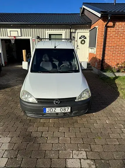 Opel Combo 2009 photo 2