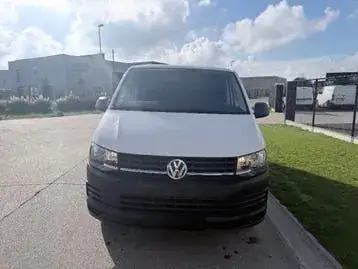 Volkswagen Transporter 2020 photo 2
