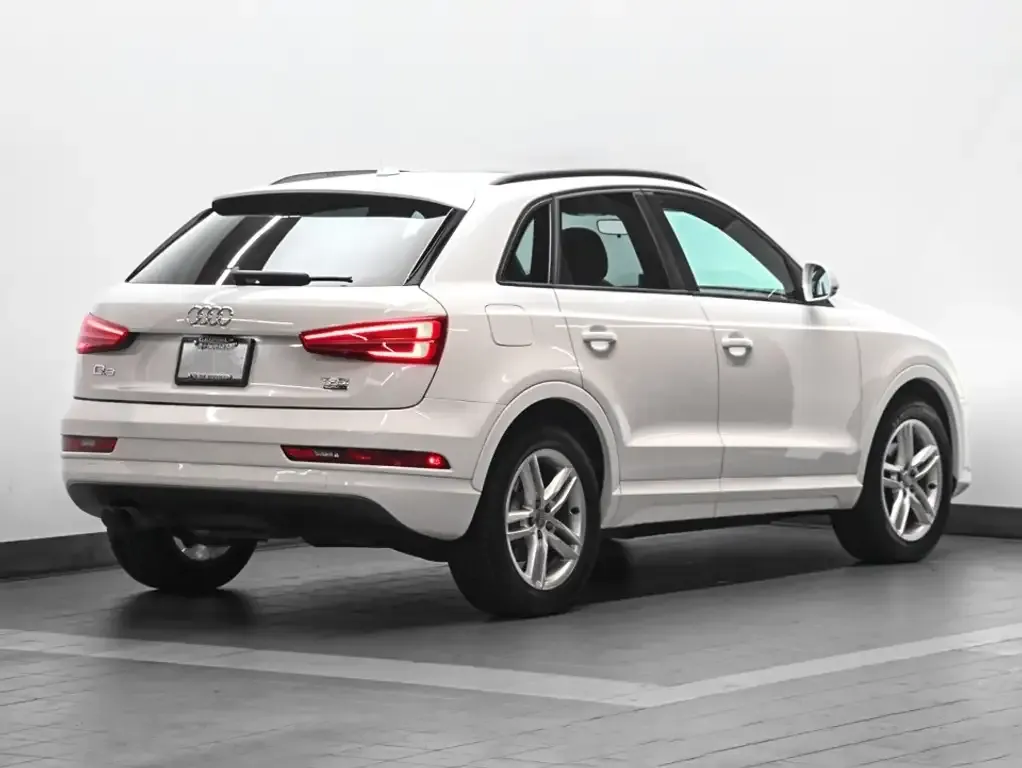 Audi Q3 2018 photo 4