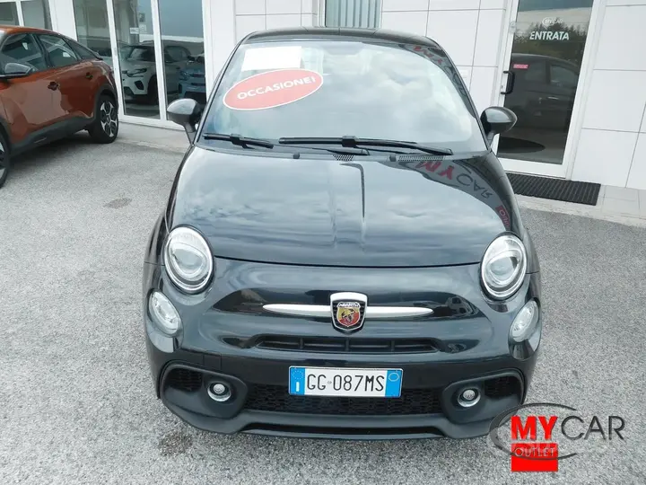 Abarth 595 2021 photo 2