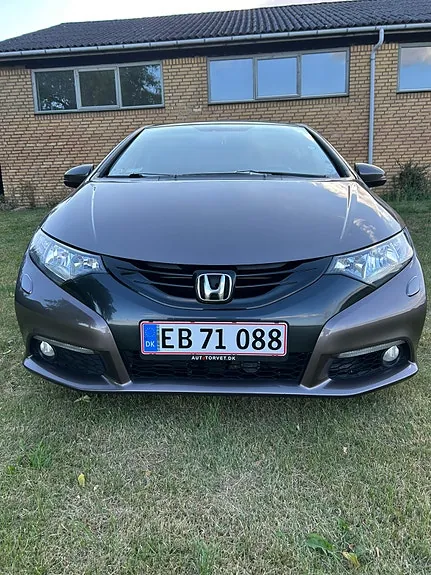 Honda Civic 2012 photo 2