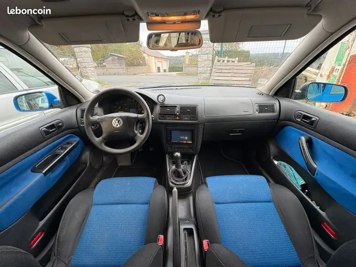 Volkswagen Golf 2000 photo 3