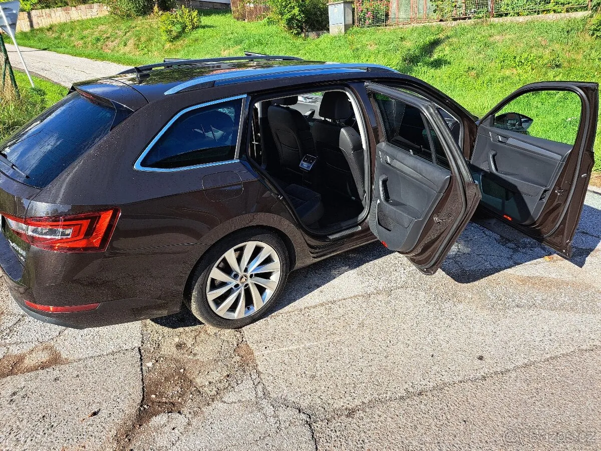 Skoda Superb 2016 photo 5