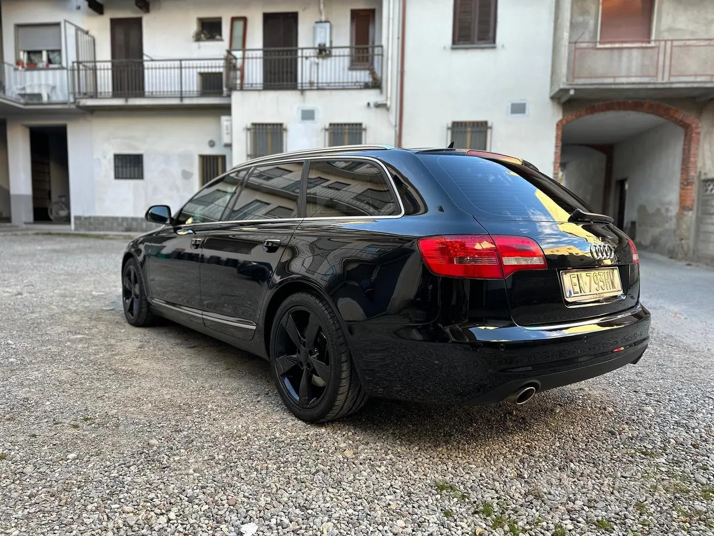 Audi A6 2011 photo 3