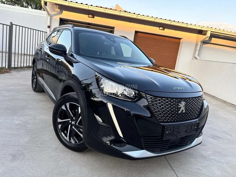 Peugeot 2008 2022 photo 2