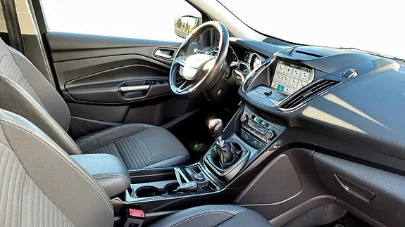 Ford Kuga 2018 photo 3