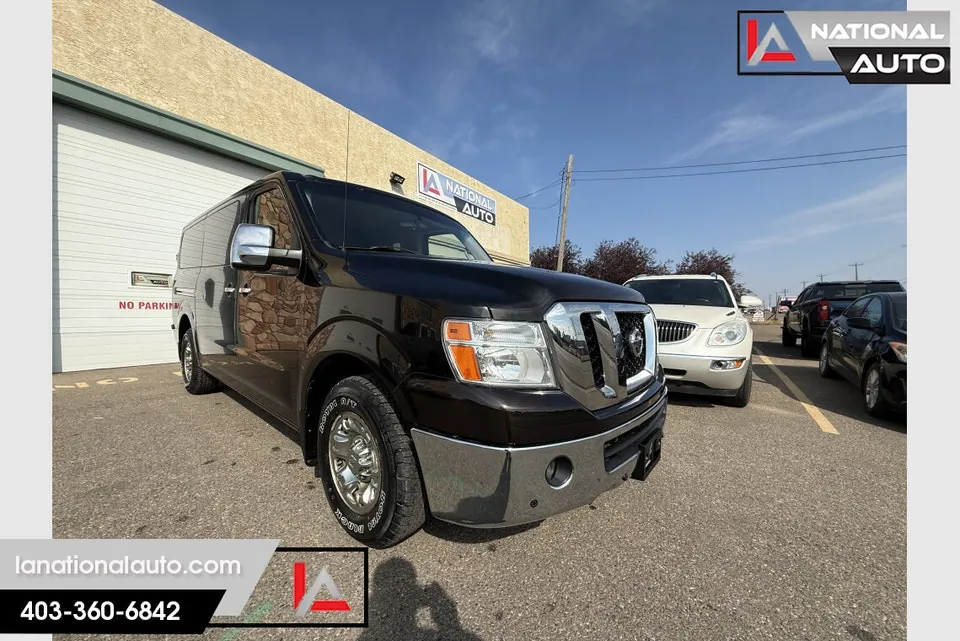 Nissan Nv 2013 photo 2