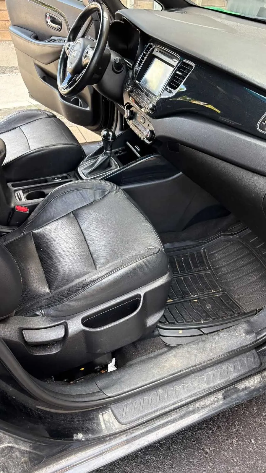 Kia Rio 2015 photo 4
