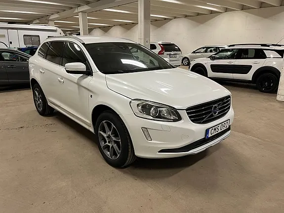 Volvo Xc60 2016 photo 2