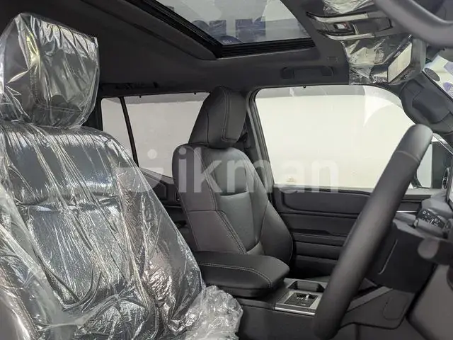 Toyota Land Cruiser Prado 2026 photo 4