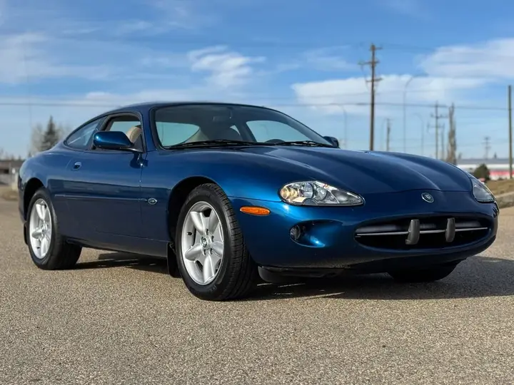Jaguar Xk8 1997 photo 3
