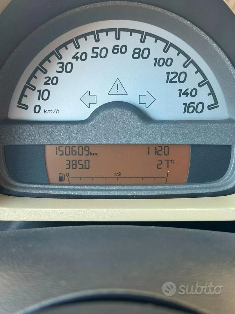 Smart Fortwo 2010 photo 4