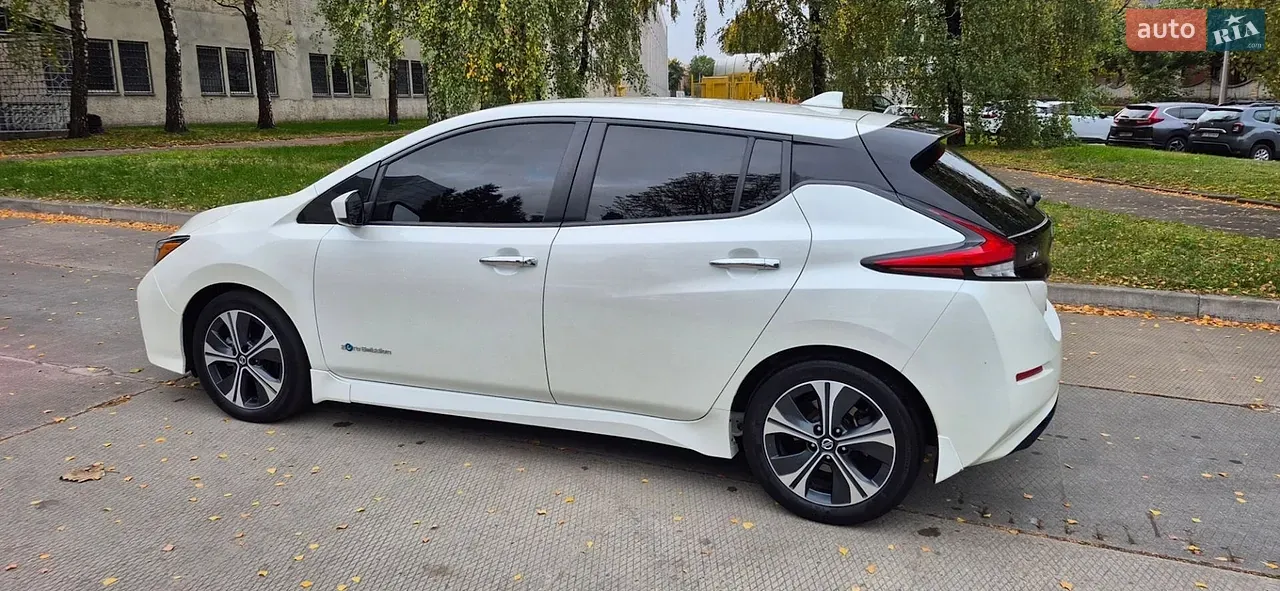 Nissan Leaf 2019 photo 3