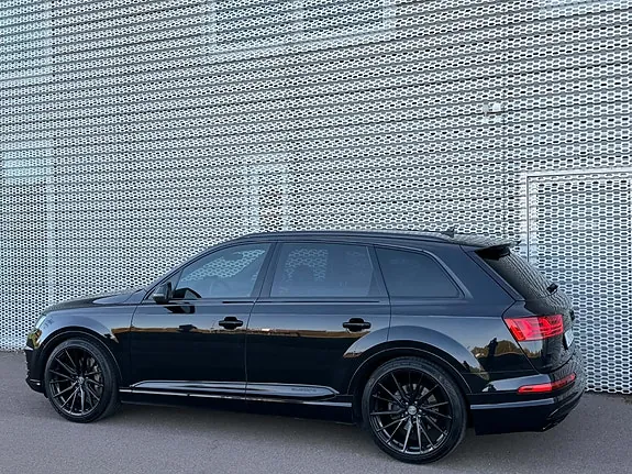 Audi Q7 2016 photo 4