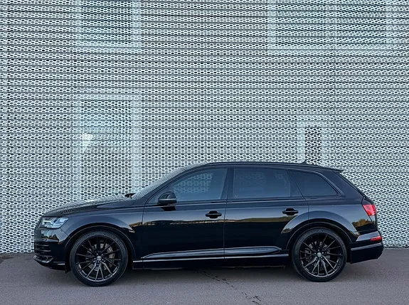 Audi Q7 2016 photo 3