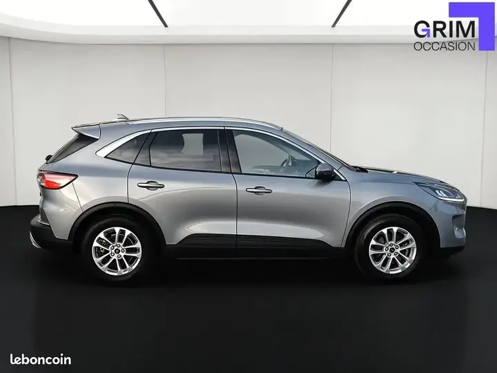 Ford Kuga 2021 photo 3
