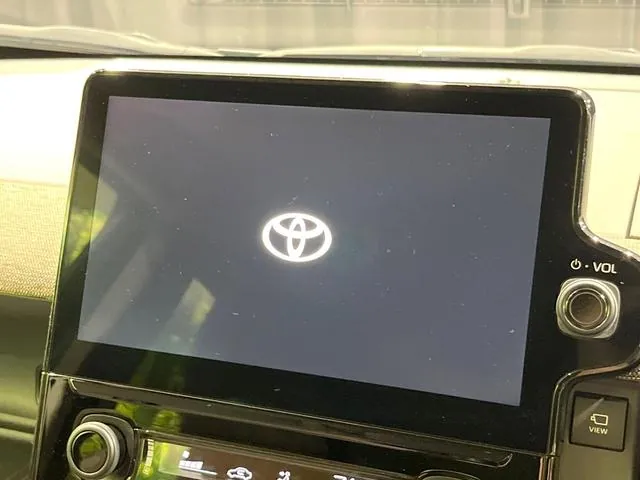 Toyota Sienna 2023 photo 3
