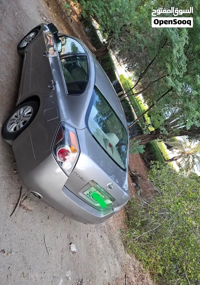 Nissan Altima
